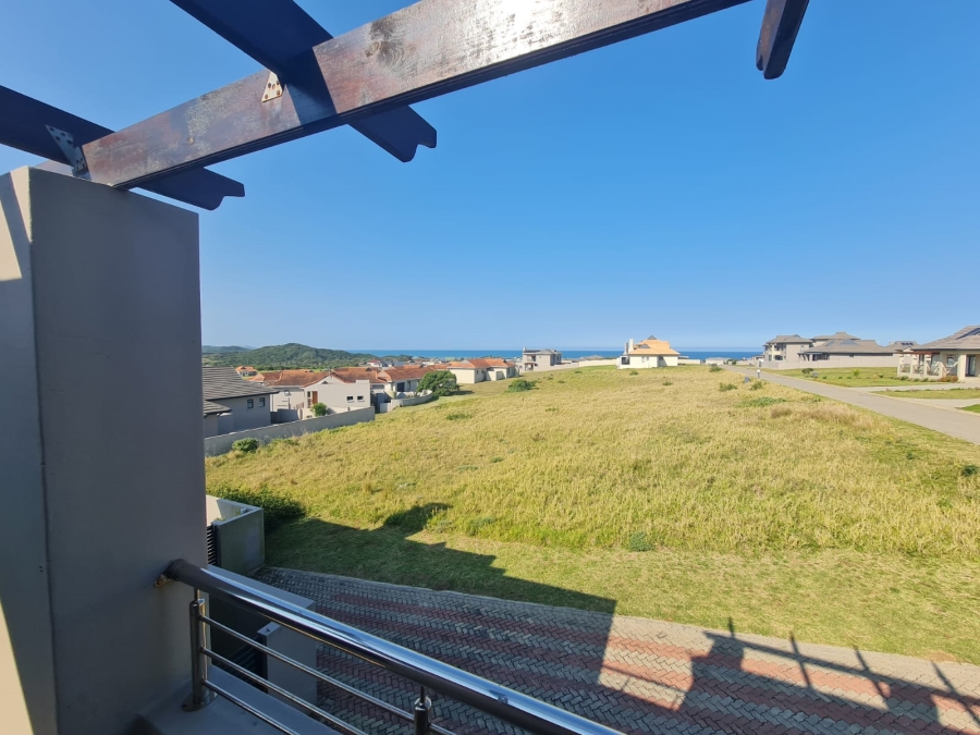 4 Bedroom Property for Sale in Kidds Beach Eastern Cape